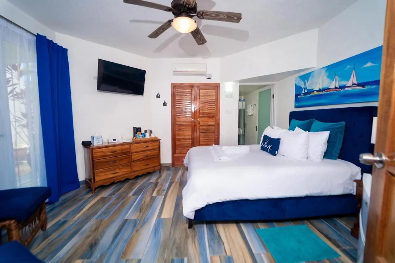 Blue Skies Beach Resort Negril 4*,  Jamaica